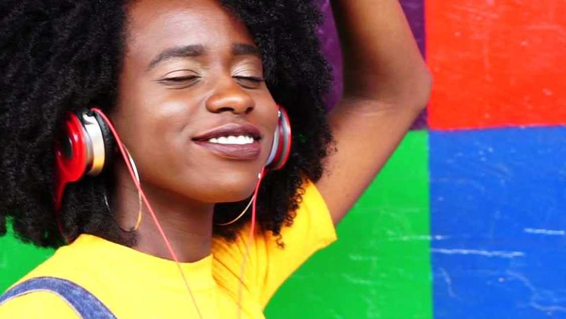 Beginning singer Beginning singer