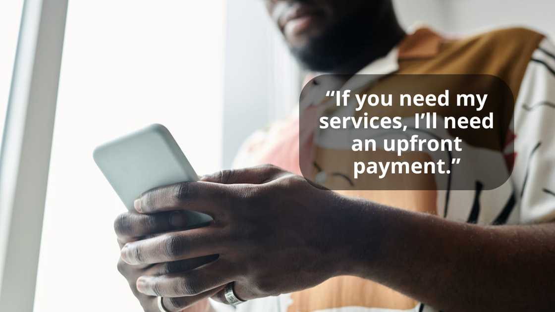 A man using a smartphone to text someone.