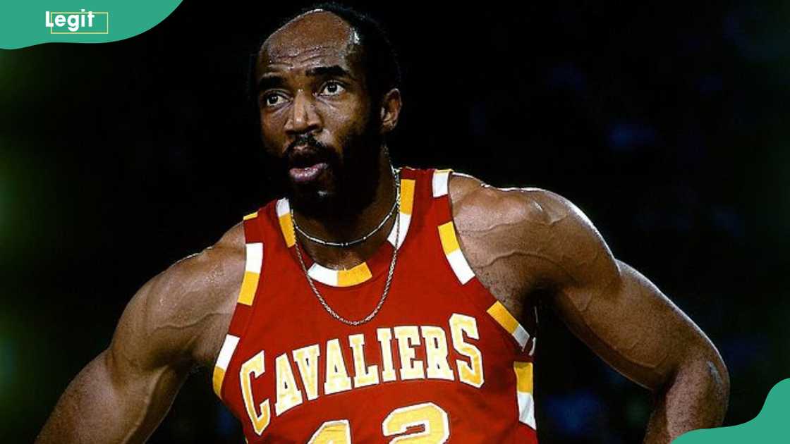 Nate Thurmond stands on the court during a game against the Boston Celtics