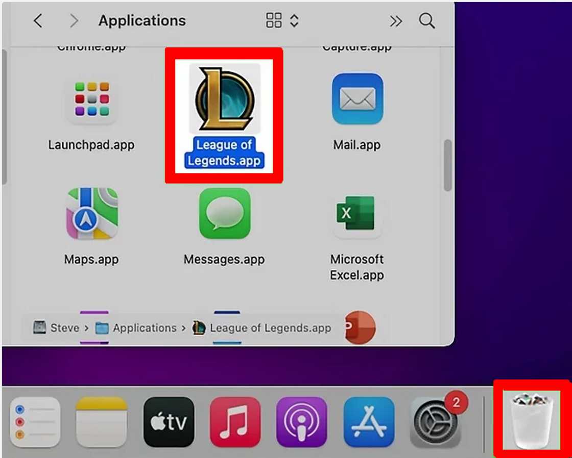 League of Legends application icon positioned near the Trash icon in the macOS dock.
