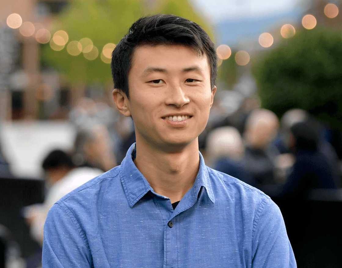 Kallo ya koma sama: Dan bindiga ya halaka mutumin dake binciken maganin Coronavirus Kallo ya koma sama: Dan bindiga ya halaka mutumin dake binciken maganin Coronavirus