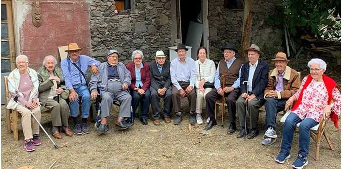 Photo of the Modesto Hernandez and Martina Perez siblings. Photo of the Modesto Hernandez and Martina Perez siblings.