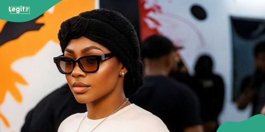 Fans ednd warning to Sultana Fans ednd warning to Sultana