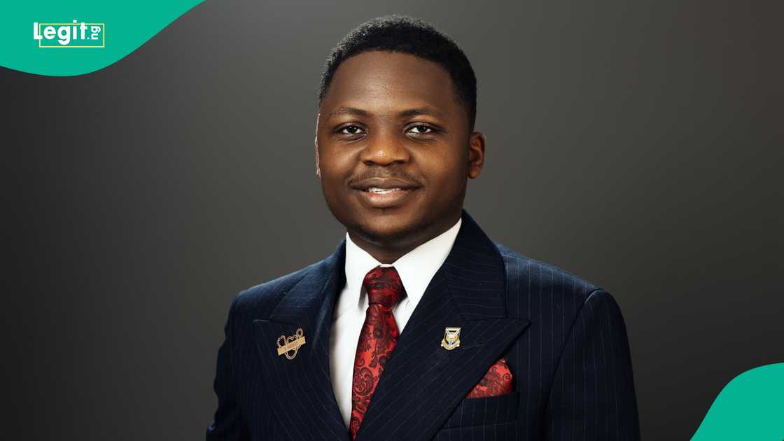 Joy as former Students' Union president of University of Ibadan graduates with degree in veterinary medicine Joy as former Students' Union president of University of Ibadan graduates with degree in veterinary medicine