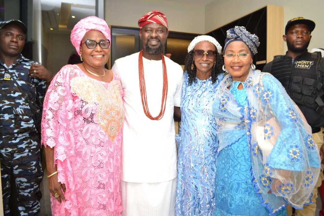 Philantropist Prince Kazeem Eletu Odibo Gifts Mother A Brand New House In Grand Style