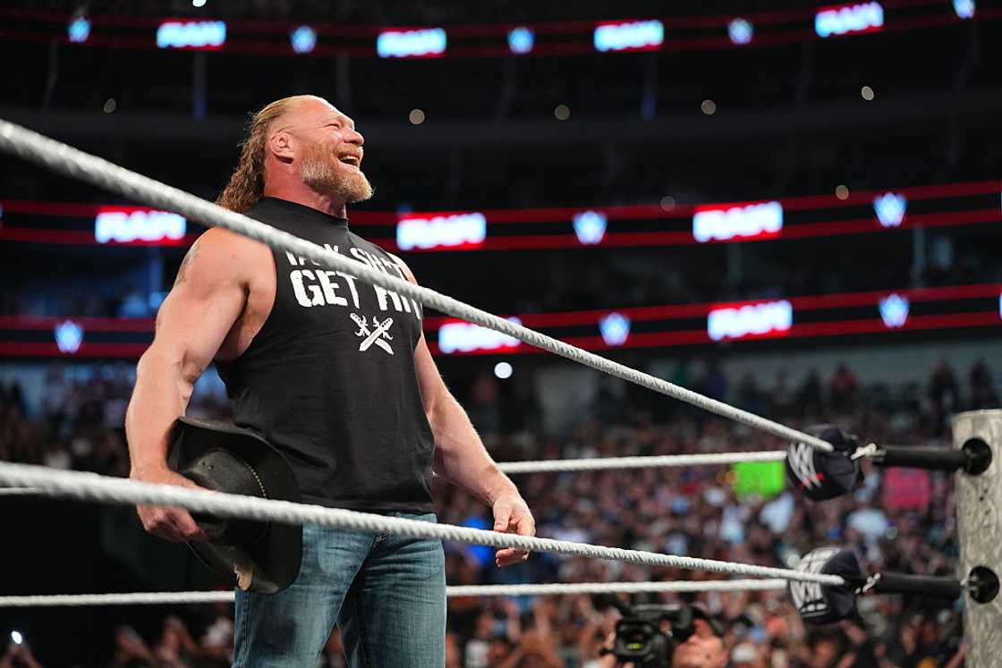 Brock Lesnar on the ring at American Airlines Center Brock Lesnar on the ring at American Airlines Center