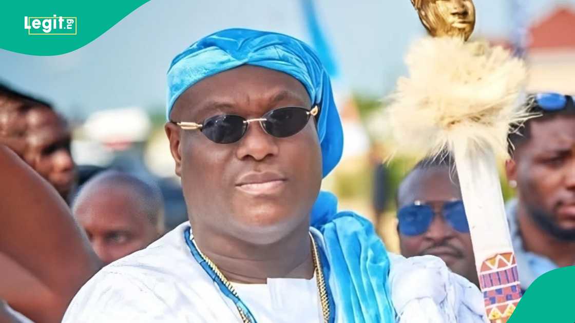 Video of Ooni of Ife and wife at weding gets fans talking Video of Ooni of Ife and wife at weding gets fans talking
