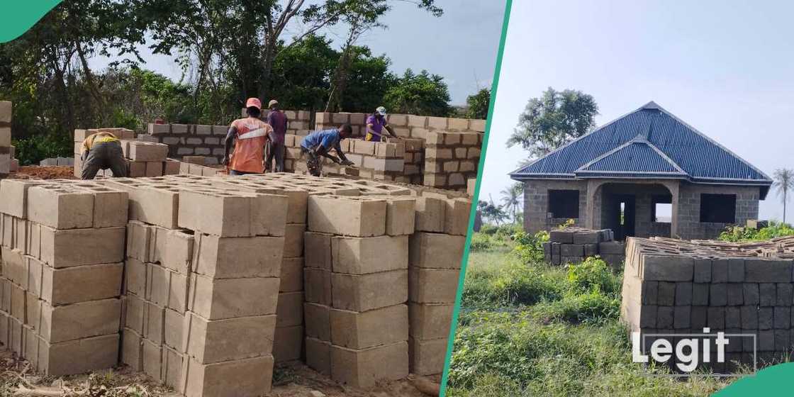 Building with cement blocs/Uncompleted building.