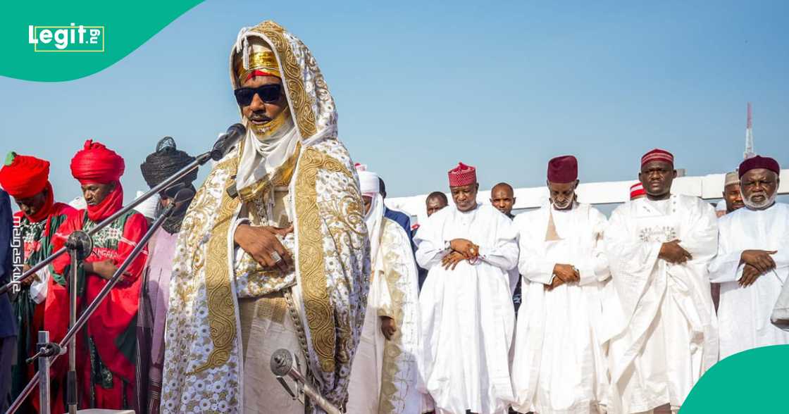 Sarki Sanusi ya yi limancin sallar idi. Sarki Sanusi ya yi limancin sallar idi.
