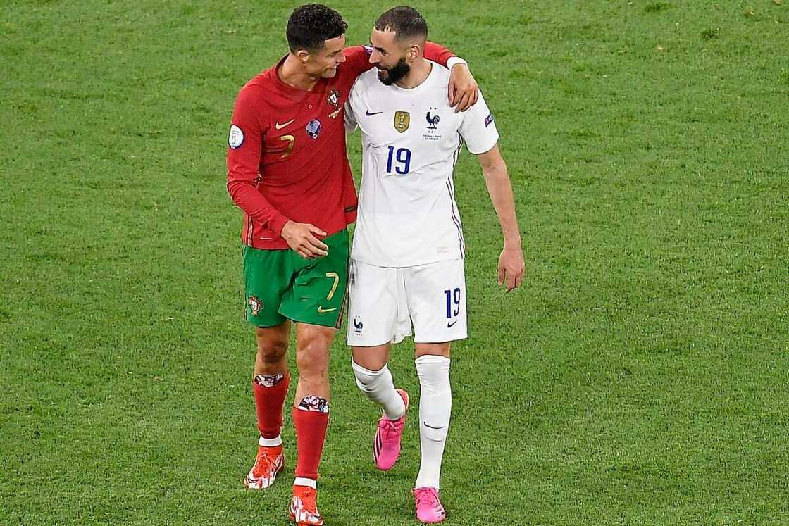 Ronaldo, Benz Ronaldo, Benz