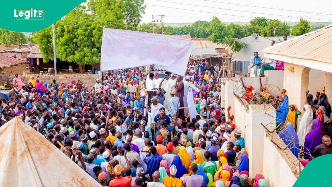 'Dubunnan magoya bayan jam'iyyar APC ne suka koma jam'iyyar ADC a Sokoto 'Dubunnan magoya bayan jam'iyyar APC ne suka koma jam'iyyar ADC a Sokoto