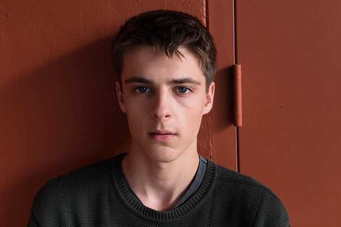 Corey Fogelmanis Corey Fogelmanis