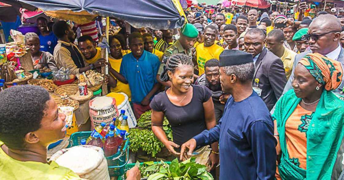 Najeriya 2019: Abubuwa 19 da matasan Najeriya ke jira sabuwar gwamnati tayi musu, kowaye kuwa yaci zabe Najeriya 2019: Abubuwa 19 da matasan Najeriya ke jira sabuwar gwamnati tayi musu, kowaye kuwa yaci zabe