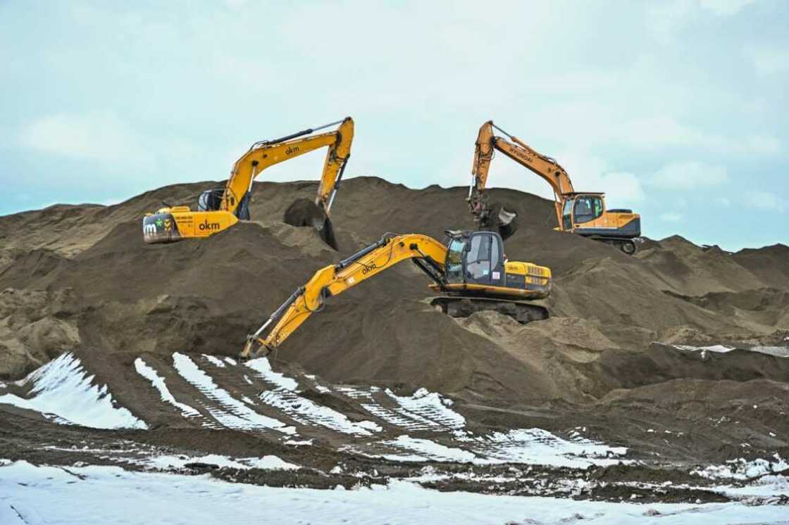 Protesters are worried about the environmental impact of a Chinese multi-billion-euro electric battery plant in eastern Hungary Protesters are worried about the environmental impact of a Chinese multi-billion-euro electric battery plant in eastern Hungary