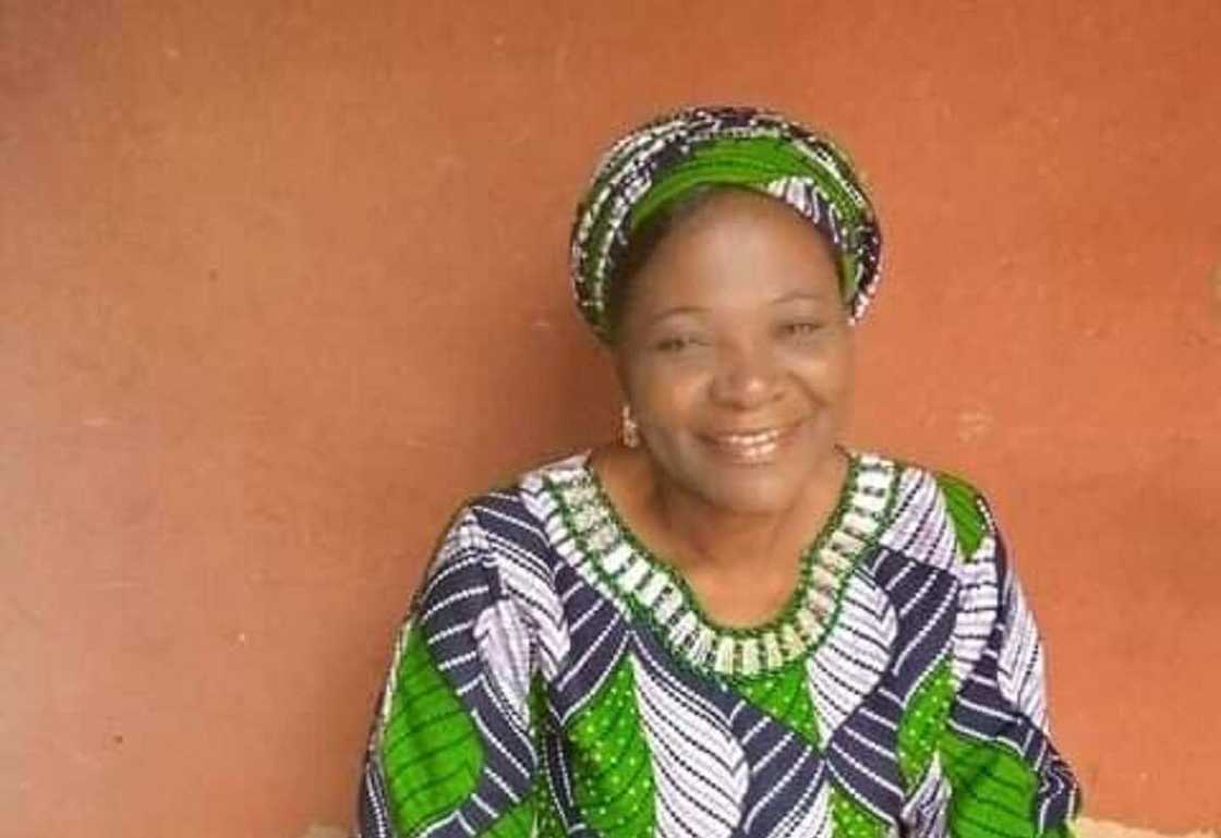 Innalilahi: Matashi ya zuba wa mahaifiyarsa fetur ya cinna mata wuta a Neja Innalilahi: Matashi ya zuba wa mahaifiyarsa fetur ya cinna mata wuta a Neja