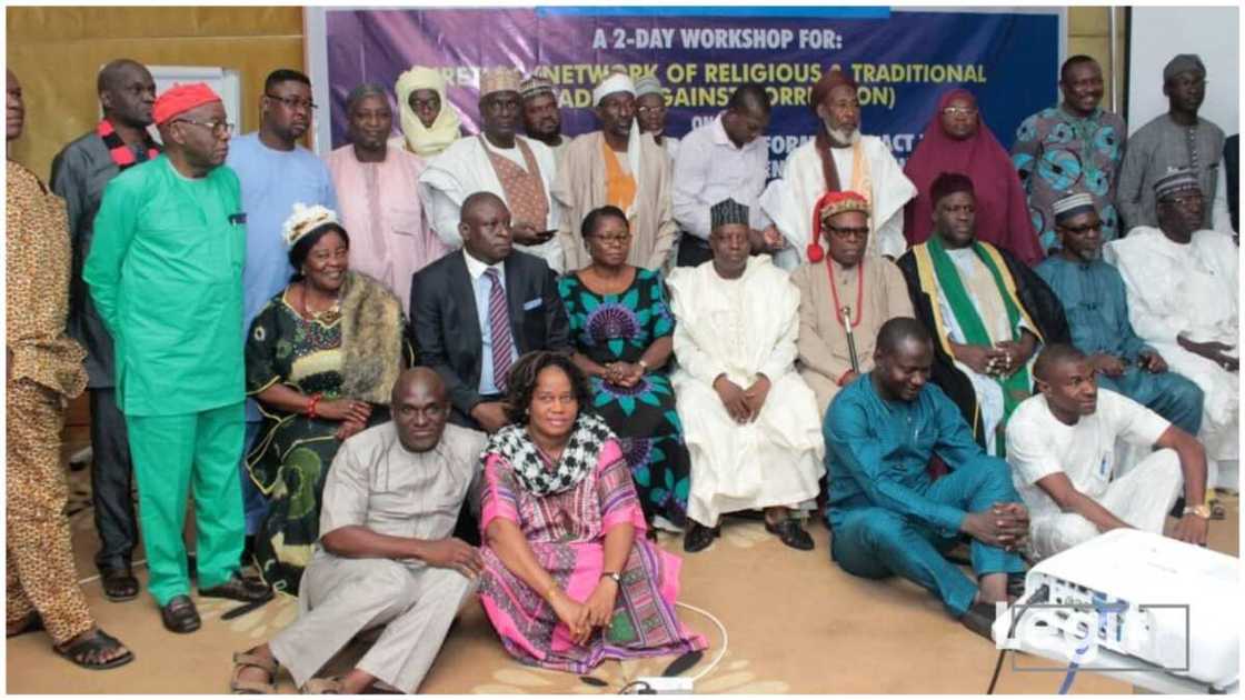 PAAC trains religious, traditional rulers on using FOIA to fight corruption PAAC trains religious, traditional rulers on using FOIA to fight corruption