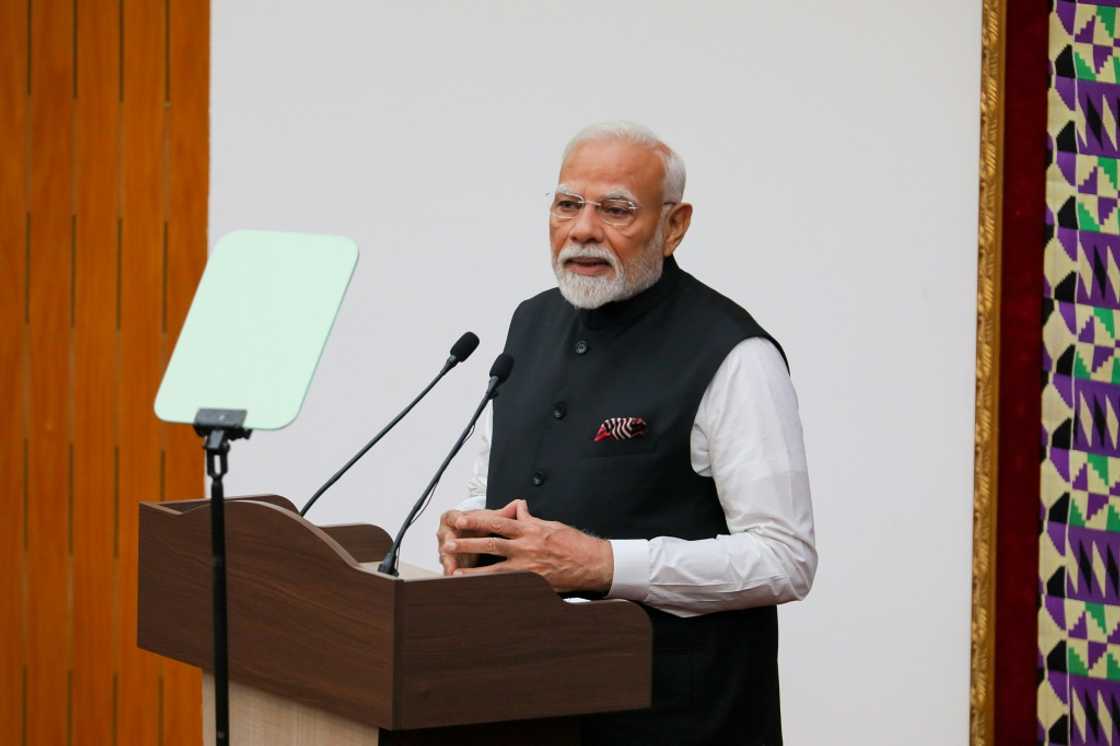 Modi made overmuch  of the antiauthoritarian  governmental  strategy   the 2  countries person  successful  common