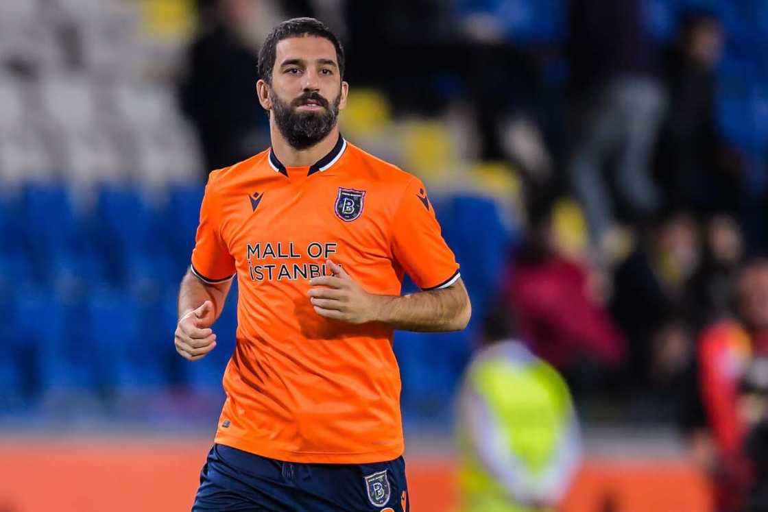 Arda Turan rates Messi ahead of Ronaldo as 'Greatest of All Time' Arda Turan rates Messi ahead of Ronaldo as 'Greatest of All Time'