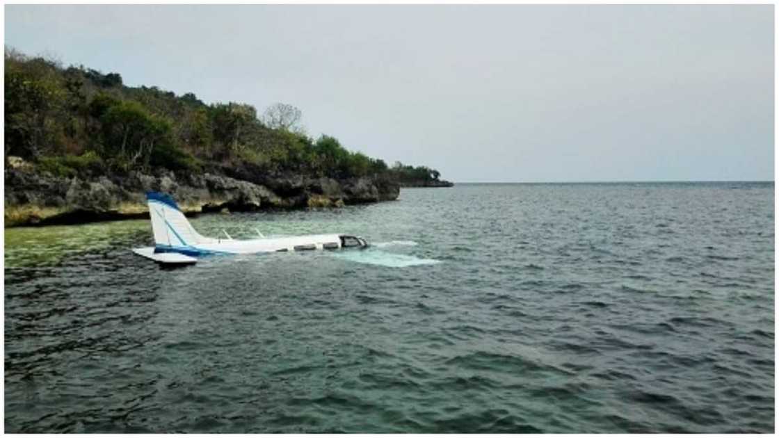 Just in: Pilot, passenger escape narrow death in Australian plane crash Just in: Pilot, passenger escape narrow death in Australian plane crash