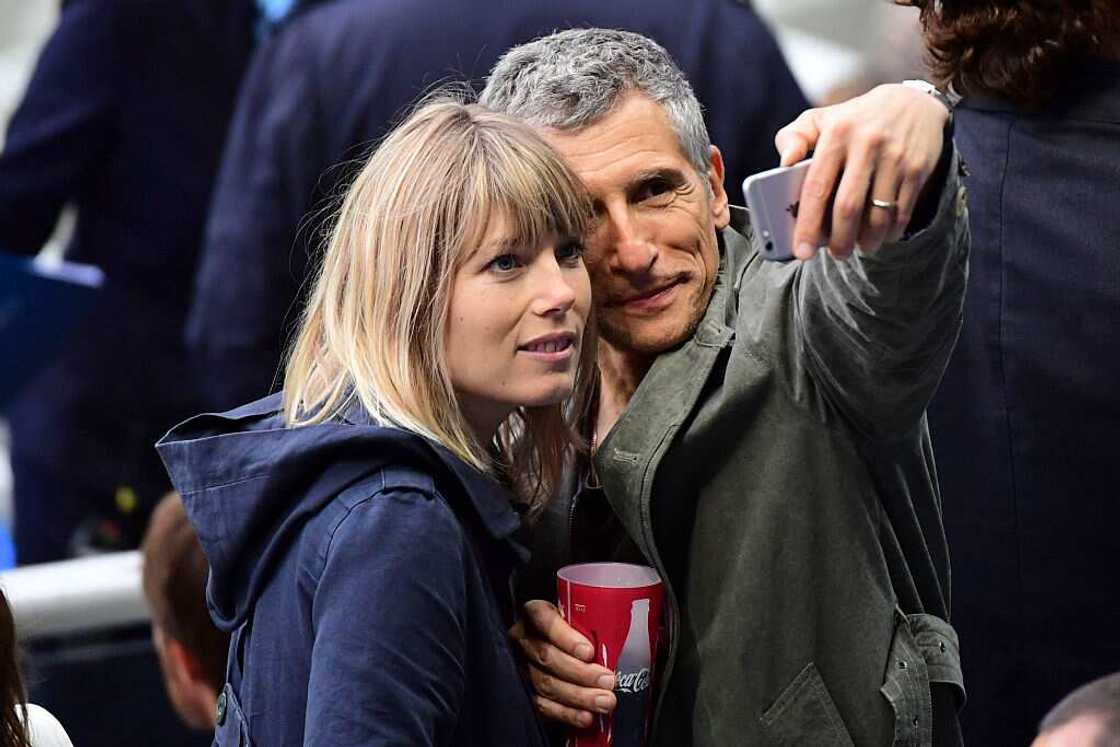 Nagui : biographie d'un enfant de la télé au succès fou ! Nagui : biographie d'un enfant de la télé au succès fou !