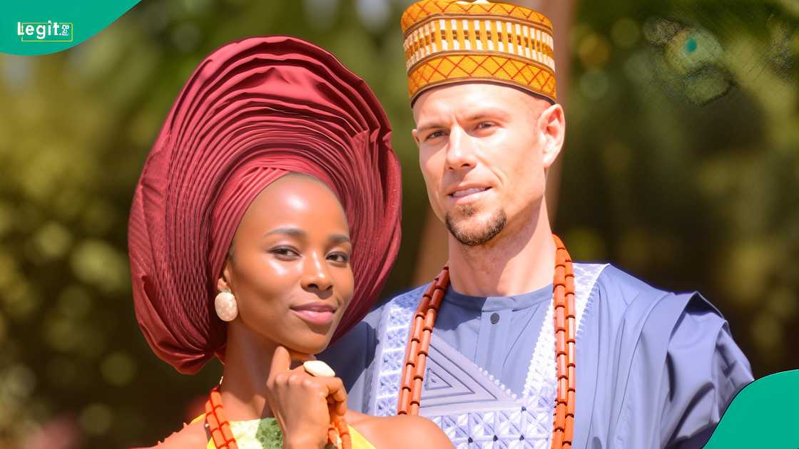 A Nigerian woman who dressed in traditional attire alongside her oyinbo husband and children storm the Akure market A Nigerian woman who dressed in traditional attire alongside her oyinbo husband and children storm the Akure market