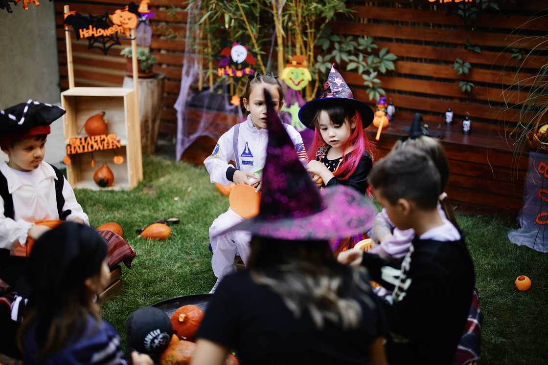 kids playing scavenger hunt indoors