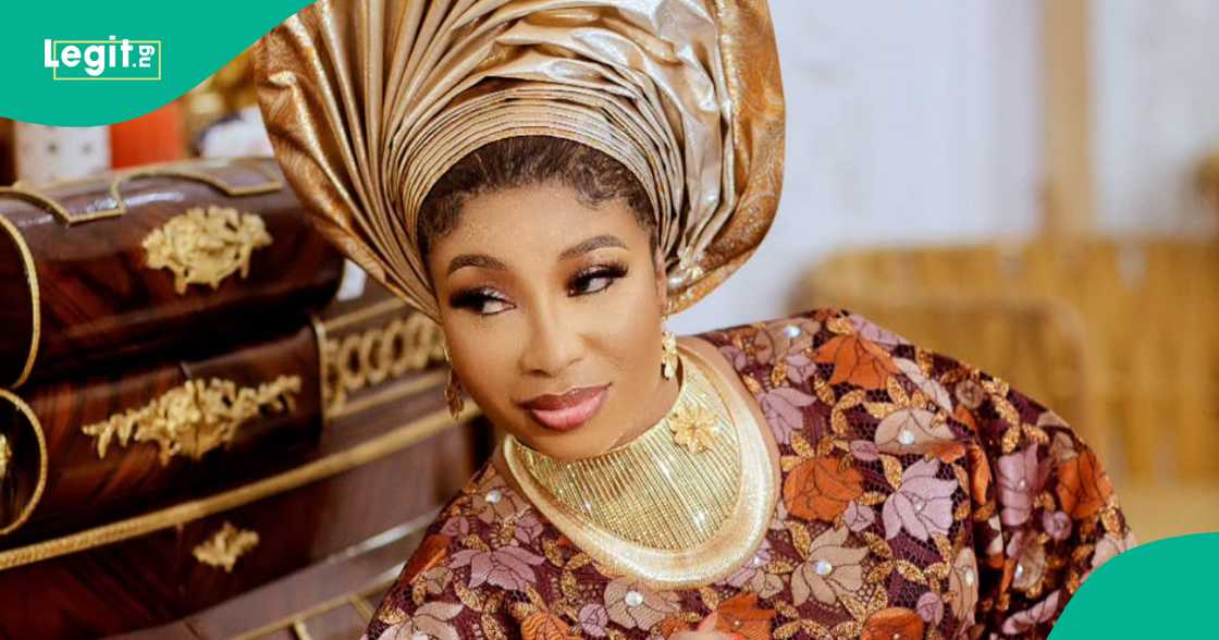 Lizzy Anjorin trended online after using dark magic on an online troll. Lizzy Anjorin trended online after using dark magic on an online troll.