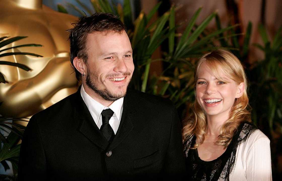 Actor Heath Ledger and actress Michelle Williams at the Beverly Hilton Hotel