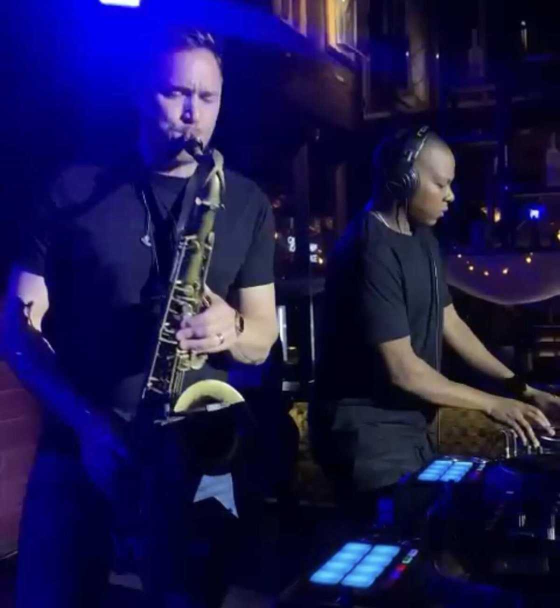 Stones & Bones: Pepsi, Hard Rock Cafe Hosts Top Musical Event in Lagos Stones & Bones: Pepsi, Hard Rock Cafe Hosts Top Musical Event in Lagos