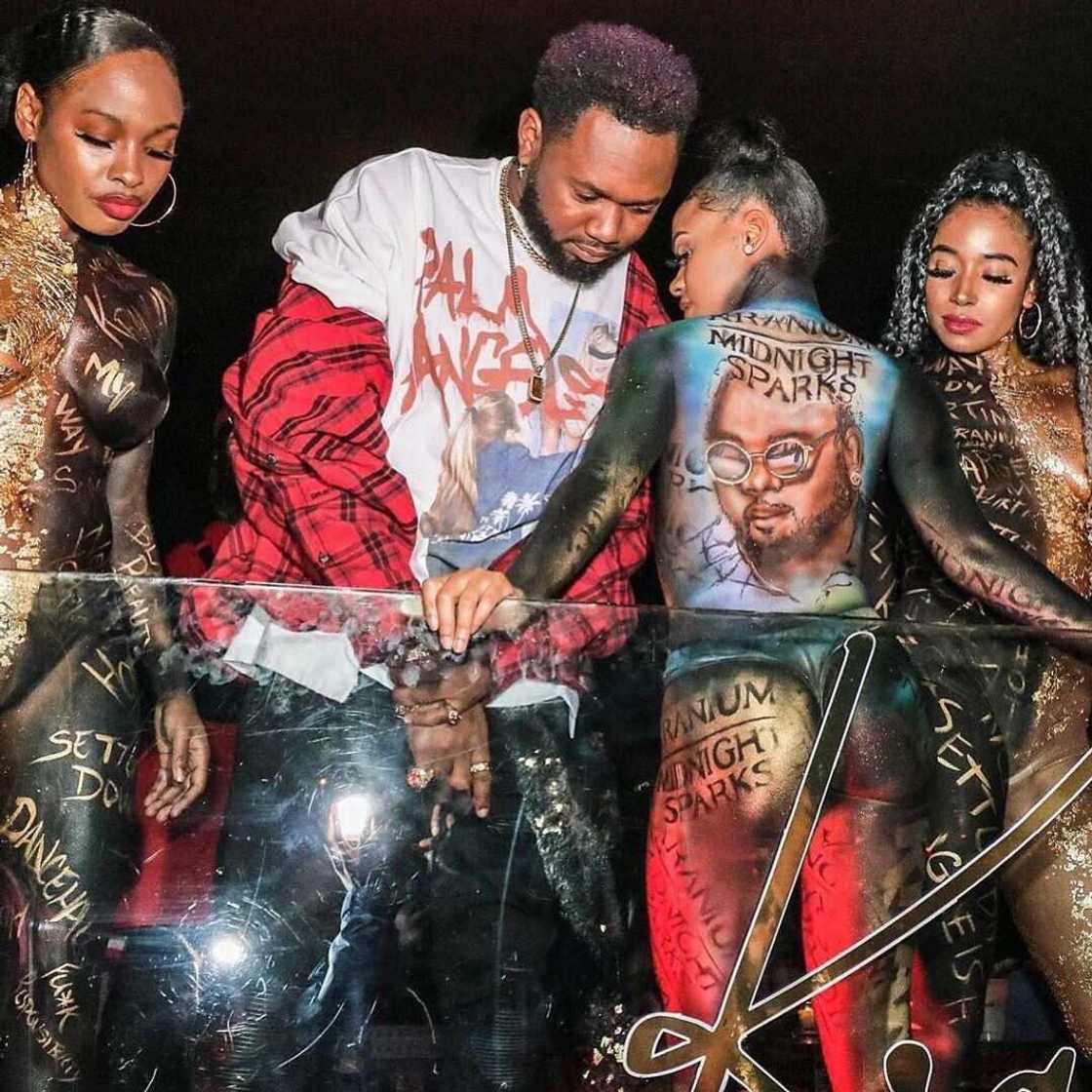 Kranium - Hotel reactions Kranium - Hotel reactions