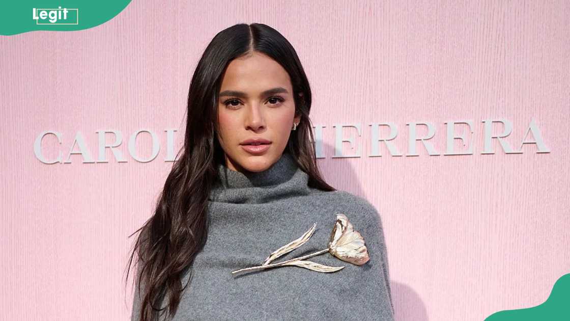 Bruna Marquezine at Plaza Mayor