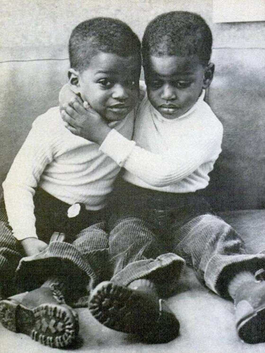 Biblical twin names Biblical twin names
