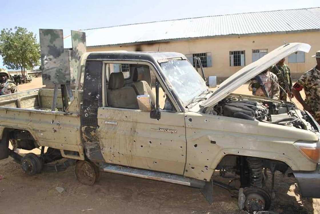 Sojoji sun halaka yan bindiga 58, sun ceto mutane 75 daga hannunsu a Zamfara Sojoji sun halaka yan bindiga 58, sun ceto mutane 75 daga hannunsu a Zamfara