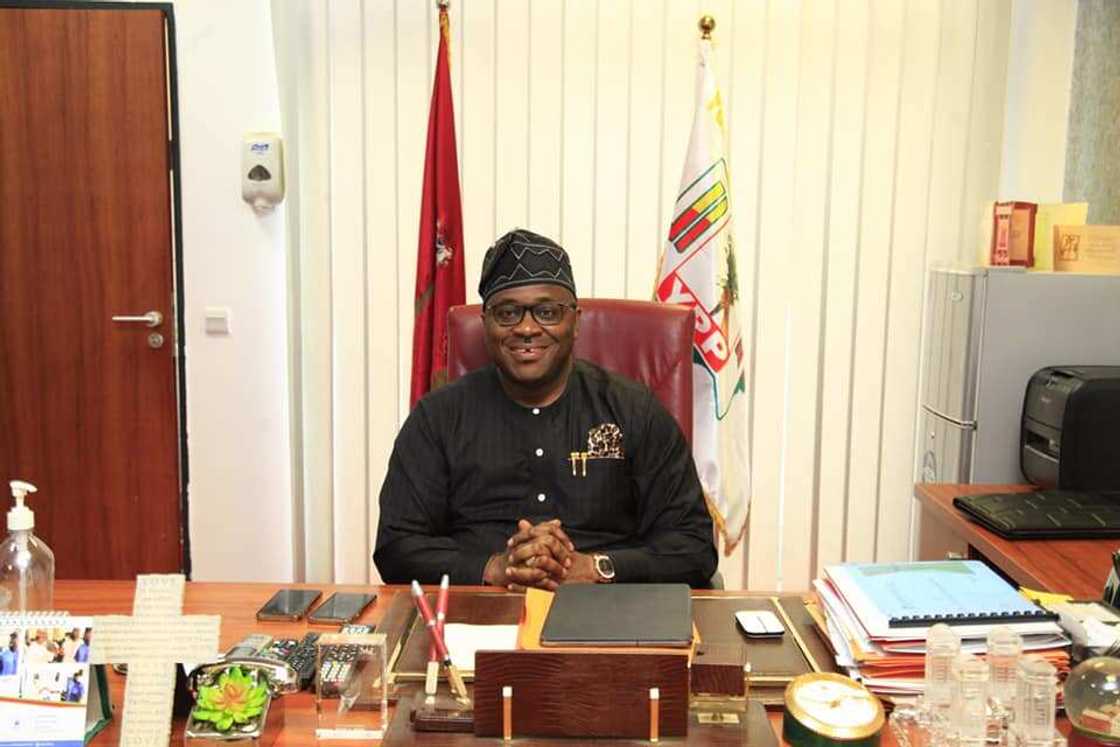 Senator Bassey Akpan/Defects from PDP to YPP/Akwa Ibom Northeast Senator Senator Bassey Akpan/Defects from PDP to YPP/Akwa Ibom Northeast Senator