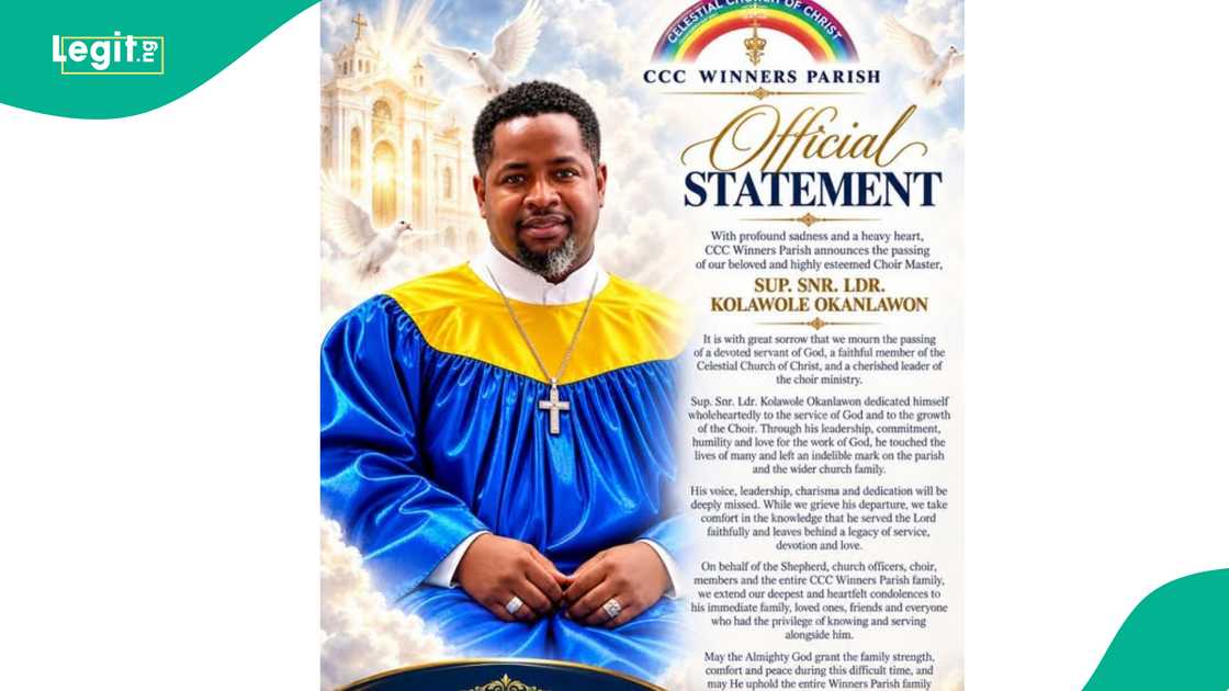 Fans returned to Oba Kaakaki Alafin’s final post as tributes poured in. Fans returned to Oba Kaakaki Alafin’s final post as tributes poured in.