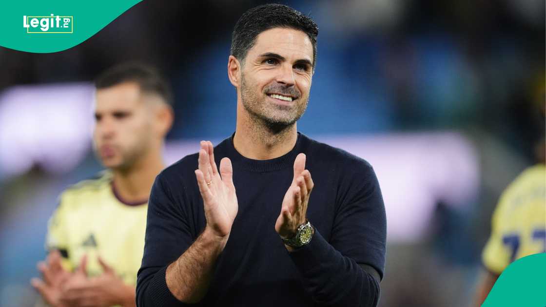 Mikel Arteta, Arsenal, Aston Villa, Premier League, England. Mikel Arteta, Arsenal, Aston Villa, Premier League, England.
