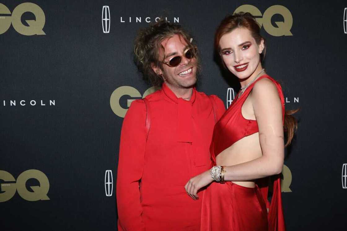Mod Sun and Bella Thorne attend the GQ Mexico Men of The Year Awards 2017 Mod Sun and Bella Thorne attend the GQ Mexico Men of The Year Awards 2017