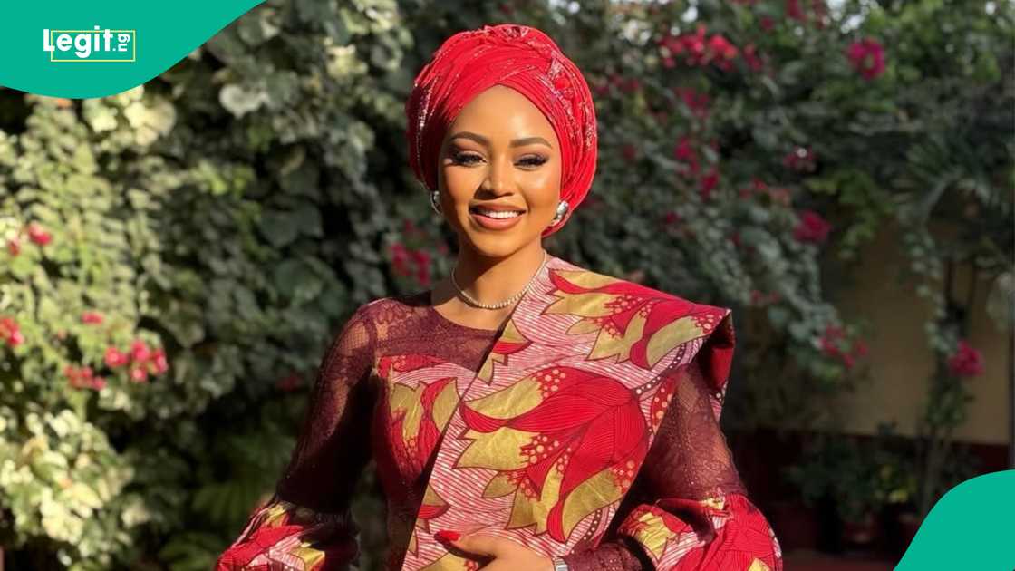 Regina Daniels shares cooking video, fans rate her skill Regina Daniels shares cooking video, fans rate her skill