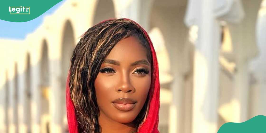Fans applaud Tiwa Savage for granting Portable and his signee audience about collabo. Fans applaud Tiwa Savage for granting Portable and his signee audience about collabo.
