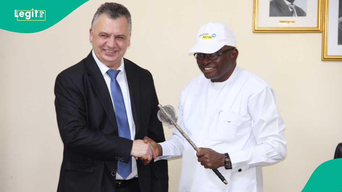 Ukraine Embassy Nigeria, Ukrainian Bookshelf Abuja, AUST Abuja, Ivan Kholostenko, Olena Zelenska, Ukrainian books Nigeria, Ukraine Nigeria relations Ukraine Embassy Nigeria, Ukrainian Bookshelf Abuja, AUST Abuja, Ivan Kholostenko, Olena Zelenska, Ukrainian books Nigeria, Ukraine Nigeria relations
