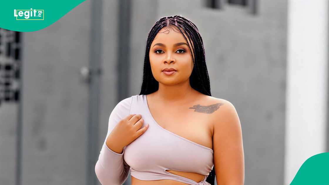 Bimbo Ademoye shares struggle with academic while growing up, fans reacts Bimbo Ademoye shares struggle with academic while growing up, fans reacts