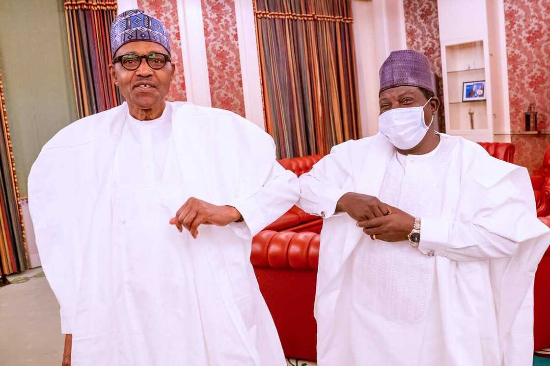 Breaking: Buhari, Nigerian governor meet behind closed doors amid FG's plan to lockdown state Breaking: Buhari, Nigerian governor meet behind closed doors amid FG's plan to lockdown state