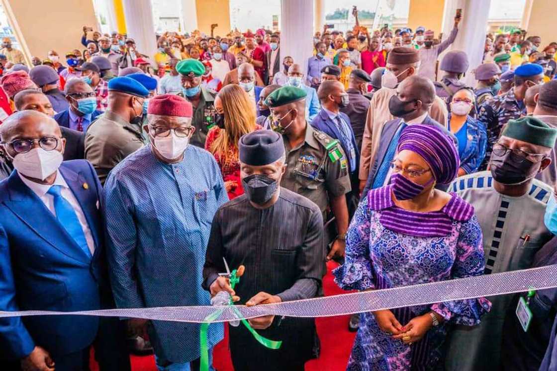 Obasanjo forced Lagos to think like a sovereign state, Osinbajo makes new revelation Obasanjo forced Lagos to think like a sovereign state, Osinbajo makes new revelation