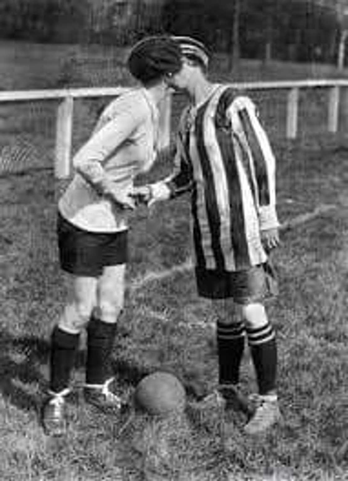Four female footballers who are lesbians Four female footballers who are lesbians