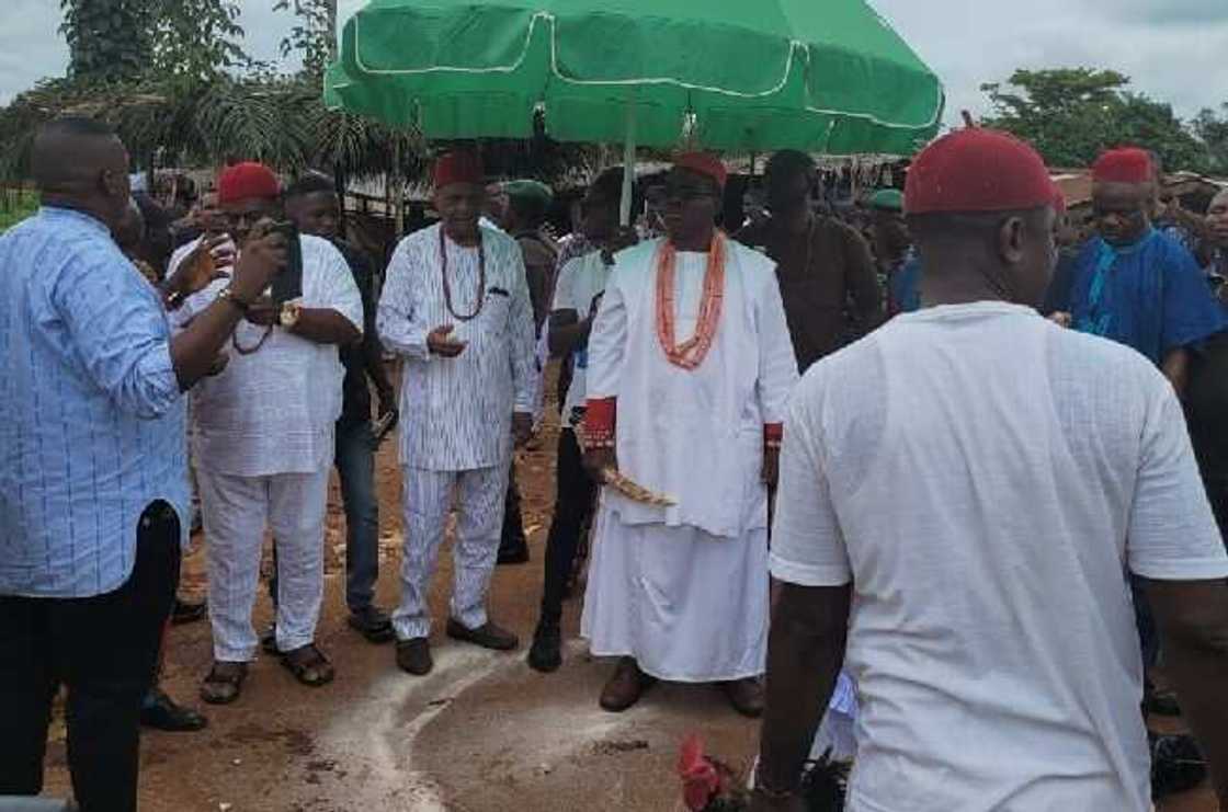 The Obi and his retinue of chiefs The Obi and his retinue of chiefs