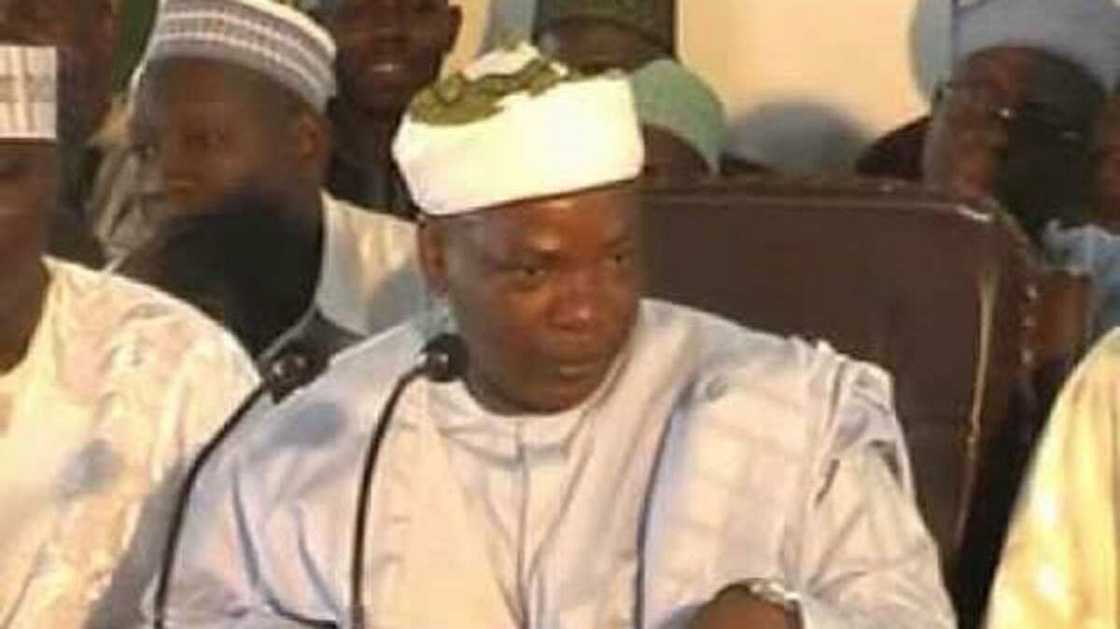 Ku Dena Yi Mana Kamfen a Wurin Ibada, Shehin Malami Ya Ja Kunnen Ƴan Siyasa Ku Dena Yi Mana Kamfen a Wurin Ibada, Shehin Malami Ya Ja Kunnen Ƴan Siyasa