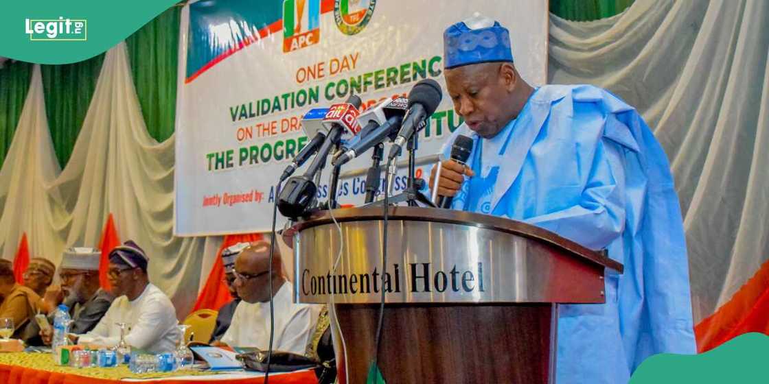 Abdullahi Ganduje has said that the APC has won the 50 per cent of the votes in the forthcoming governorship election in Edo state with the defection of deputy governor Philip Shaibu. Abdullahi Ganduje has said that the APC has won the 50 per cent of the votes in the forthcoming governorship election in Edo state with the defection of deputy governor Philip Shaibu.