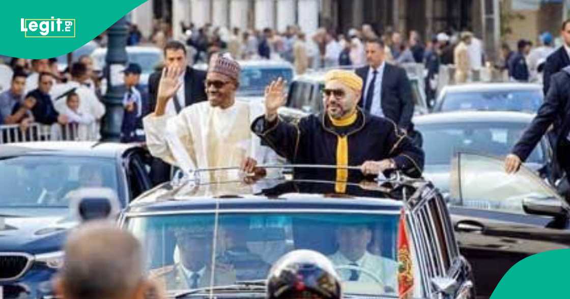 Sarkin Moroko ya yi ta'aziyyar Buhari. Sarkin Moroko ya yi ta'aziyyar Buhari.