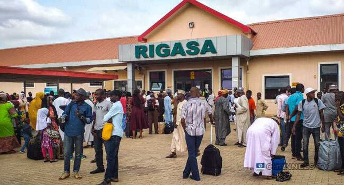 Kaduna-Abuja: A kullum maaikatan Jirgin kasa da Yan sanda na zambar N450,000 zuwa N1m Kaduna-Abuja: A kullum maaikatan Jirgin kasa da Yan sanda na zambar N450,000 zuwa N1m