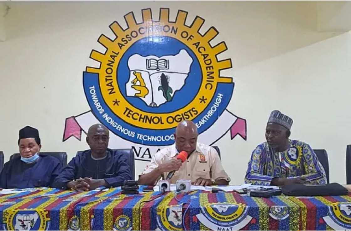 Mambobin NAAT Mambobin NAAT